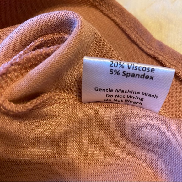 PRETTY TOP❤️ - Picture 4 of 5